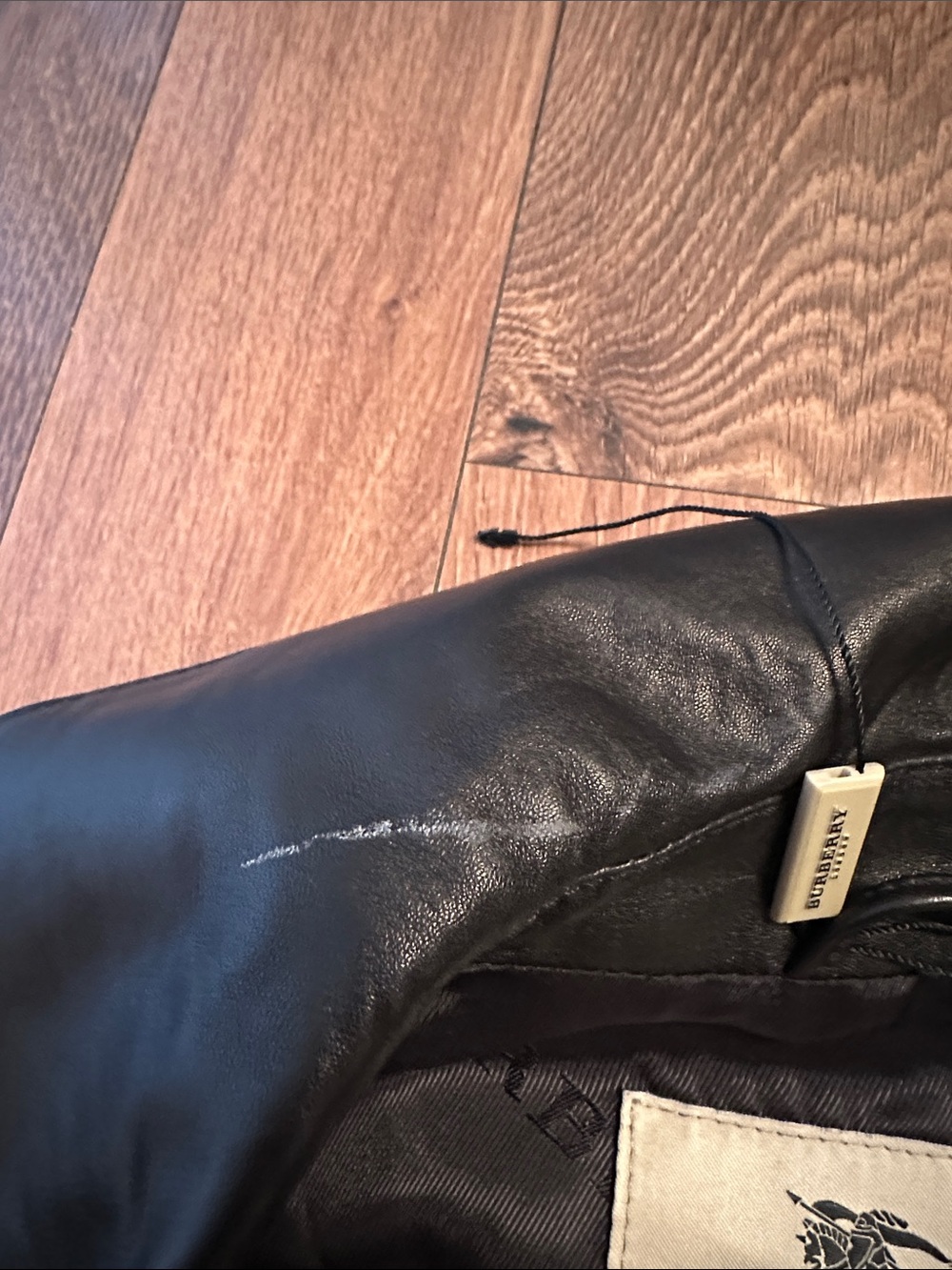 Burberry London Lambskin Leather Trench Coat. Size 2 - Picture 13 of 13